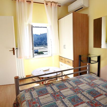 Dino Studio And Room Apartments Порторож Екстер'єр фото