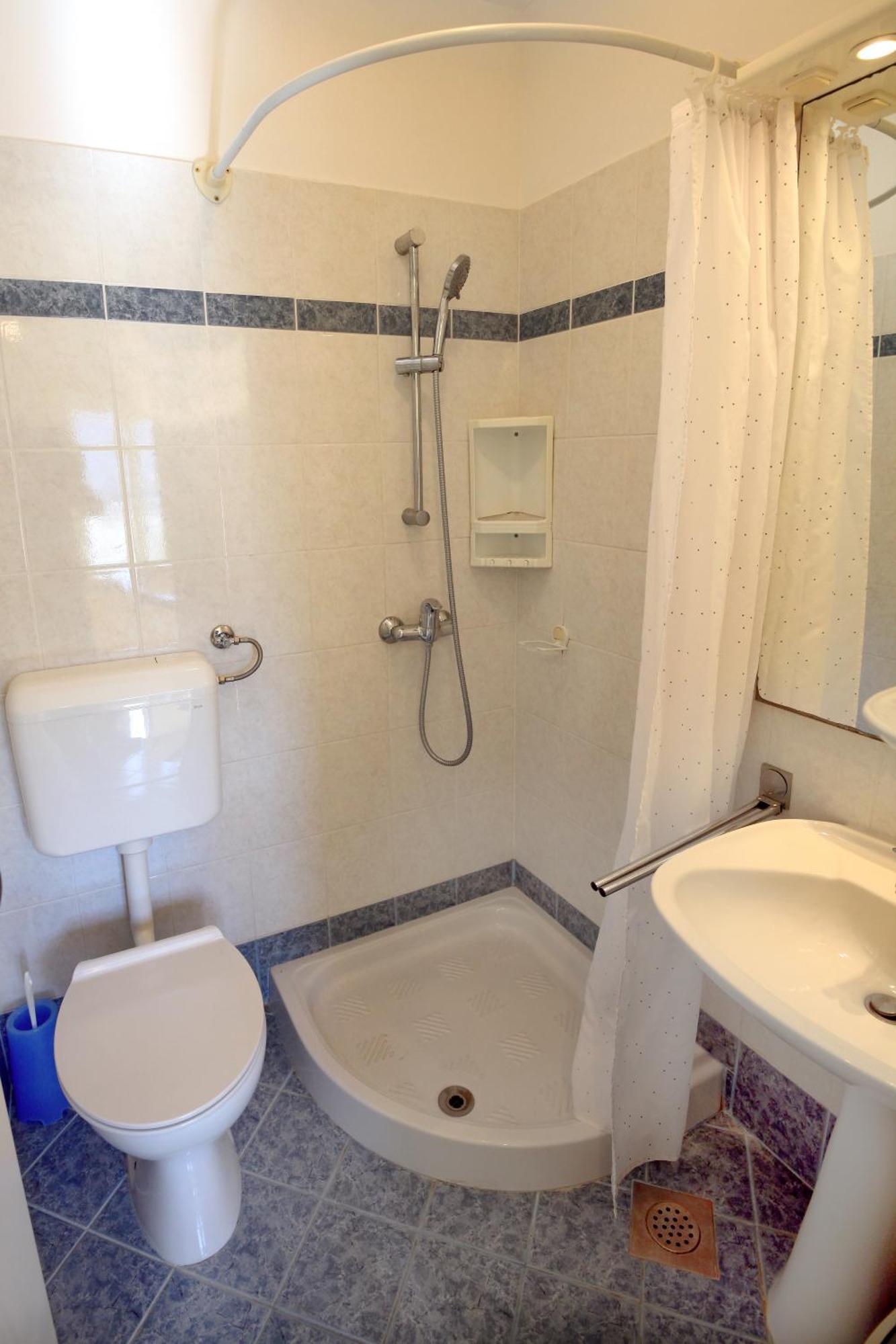 Dino Studio And Room Apartments Порторож Екстер'єр фото